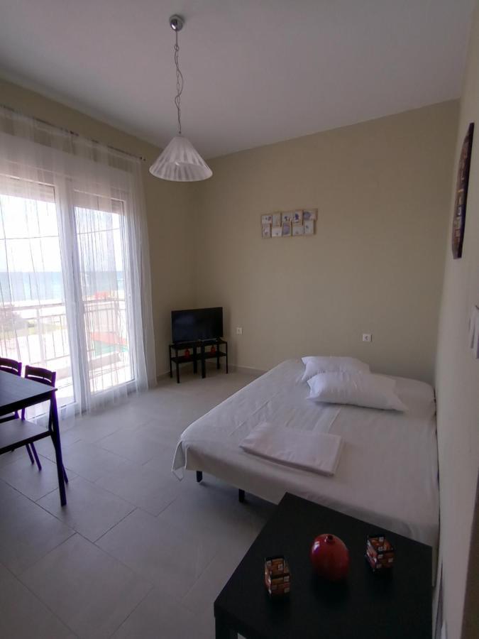 Katerina Apartment Nea Plagia Exteriör bild