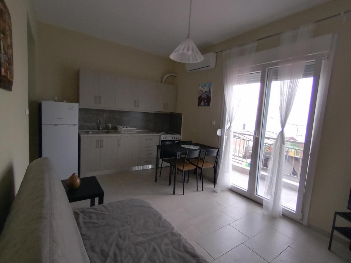 Katerina Apartment Nea Plagia Exteriör bild